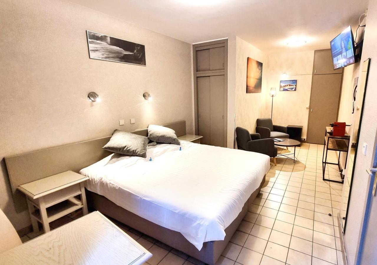 Hotel De Golf Bredene Bagian luar foto