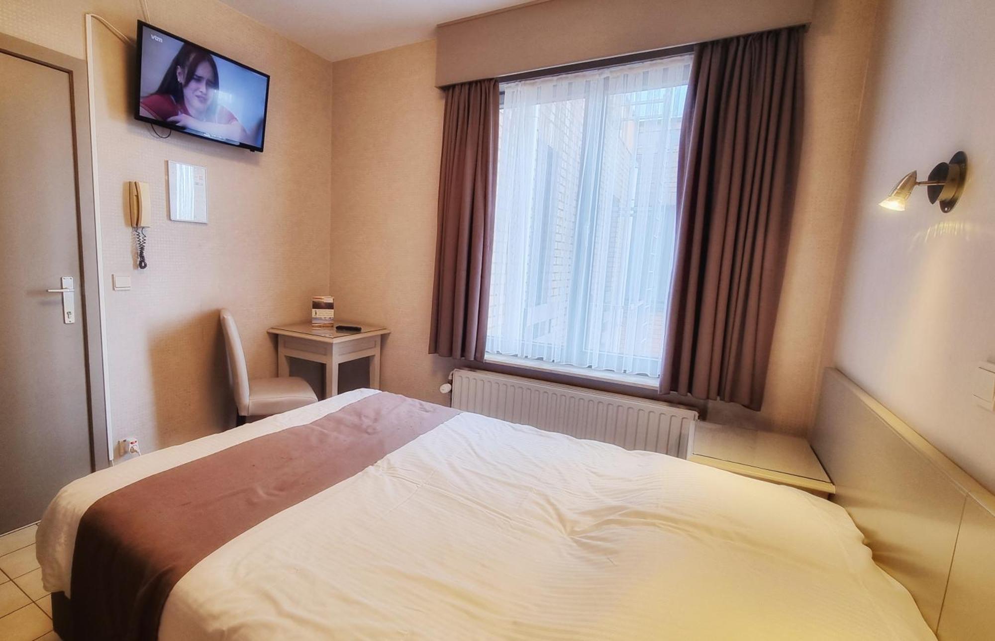 Hotel De Golf Bredene Bagian luar foto
