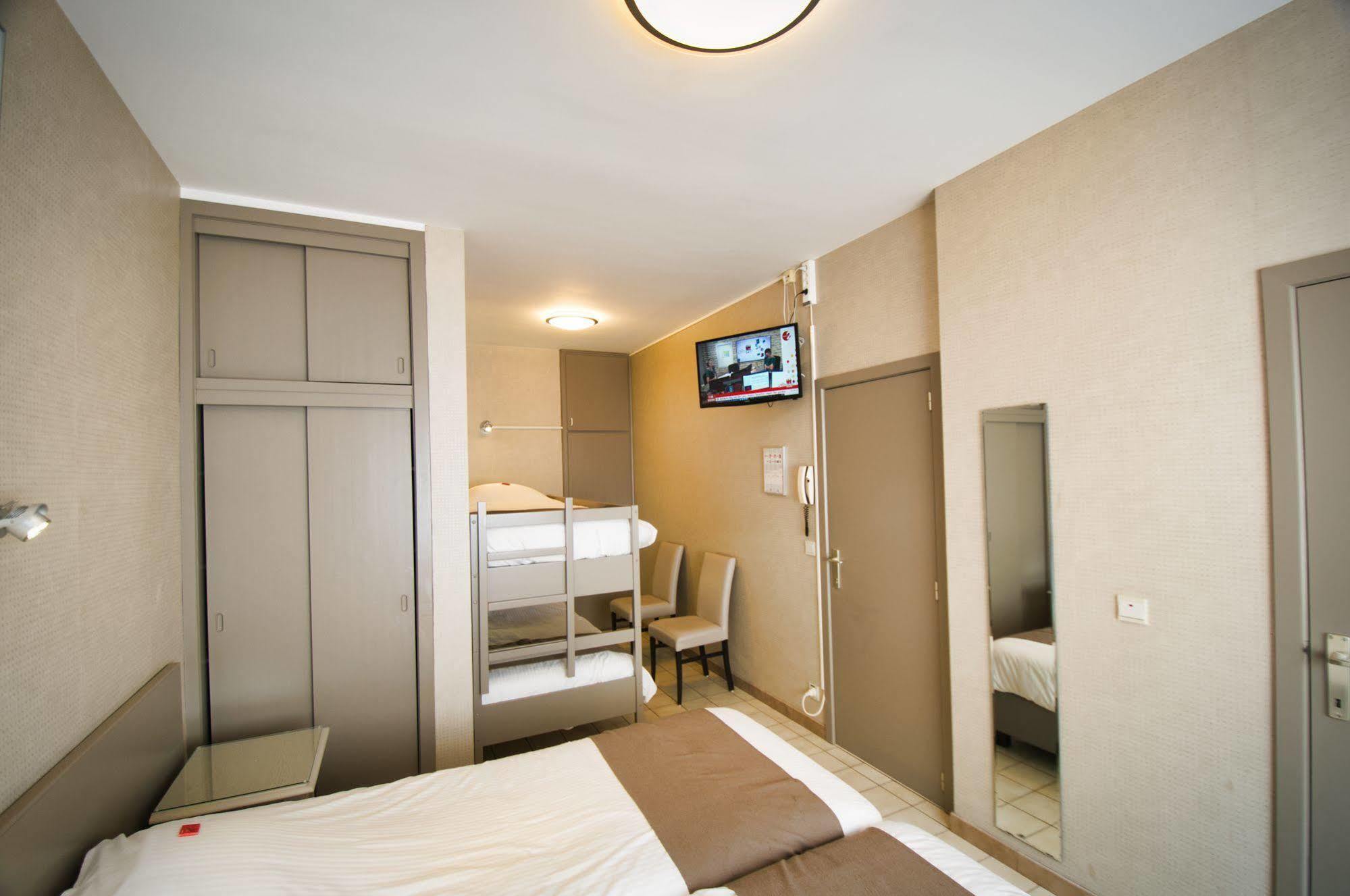 Hotel De Golf Bredene Bagian luar foto