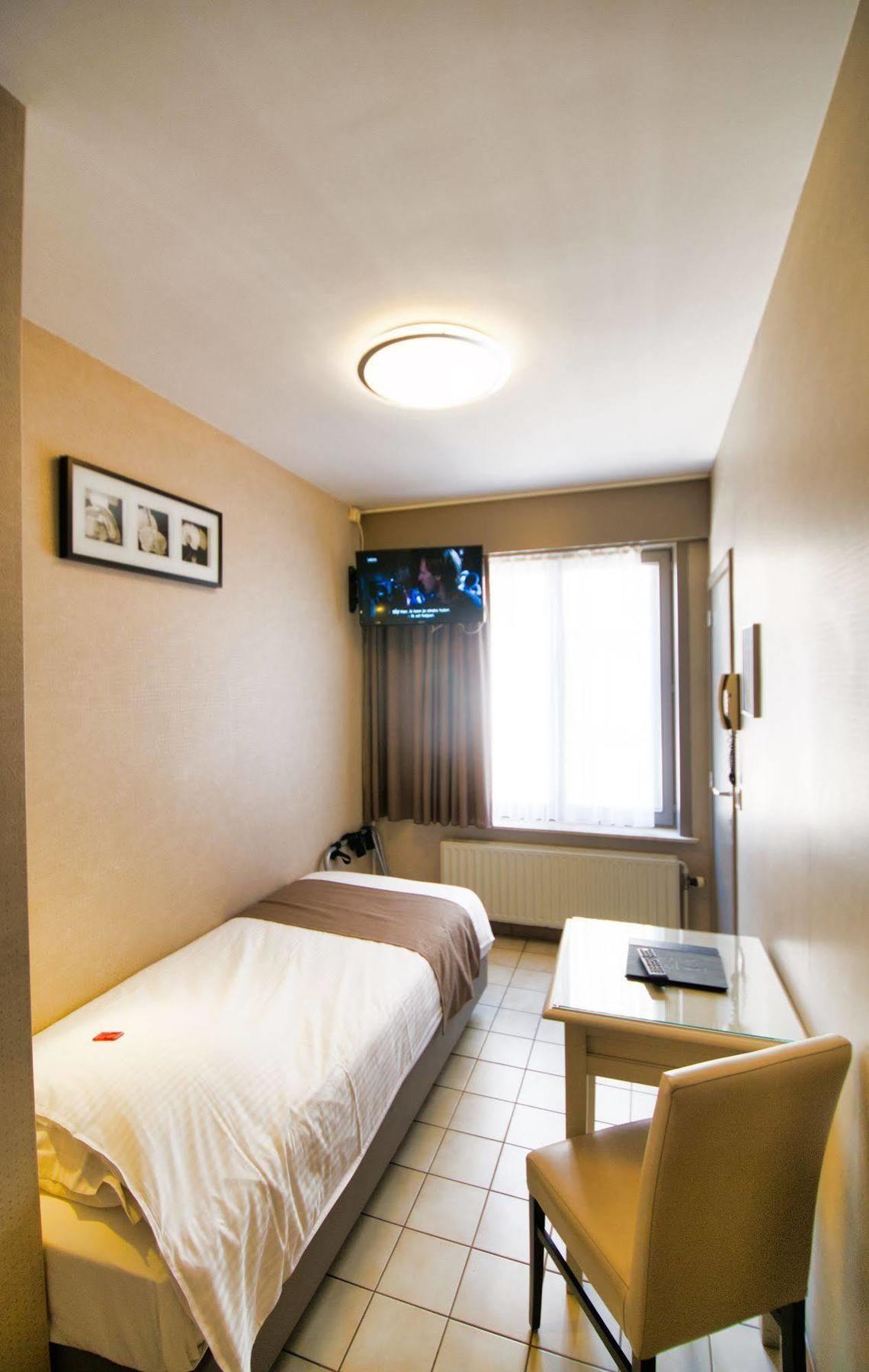 Hotel De Golf Bredene Bagian luar foto